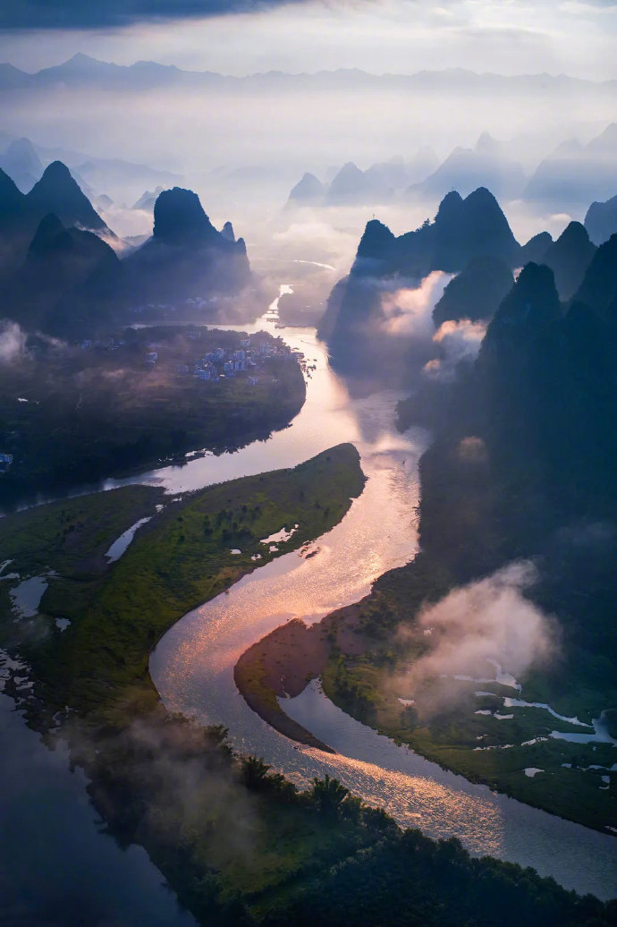 广西，心中画卷，自然之美尽收眼底🌸🏞️